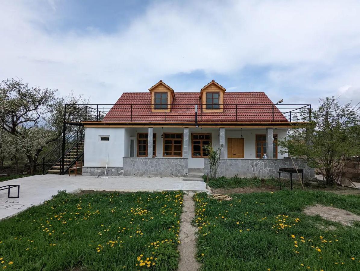 Holiday home Dsegh Village House *